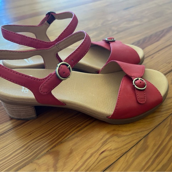 Dansko Women's Red Sandals with Buckle - Picture 3 of 5